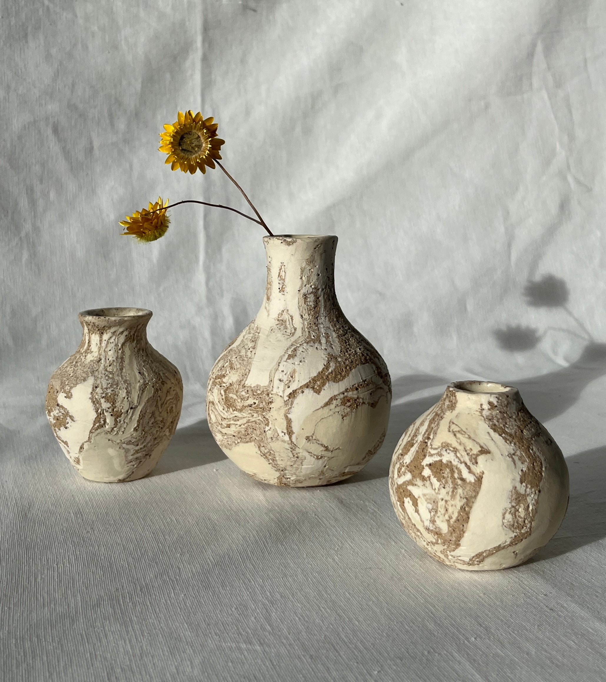 Bud Vase- Beige Bulb